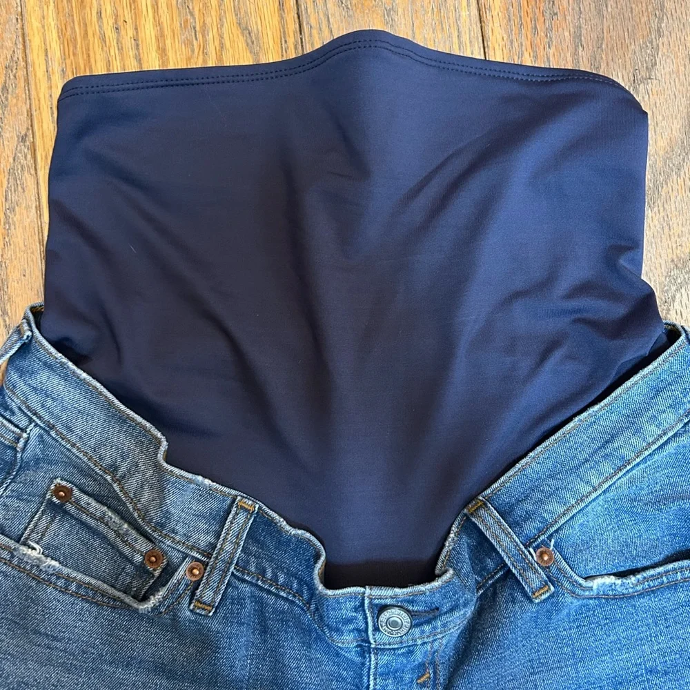 Abercrombie & Fitch Maternity 90s Straight Leg Jeans - Picture 3 of 3
